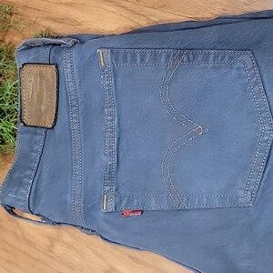 Levis Premium Stonewashed Wedgie Jeans 27